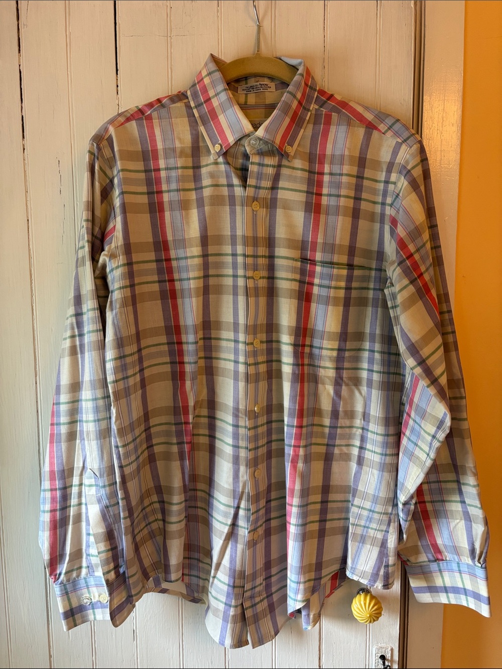 Vintage Brigade, ltd Men's Multicolor Plaid Button-Down Shirt
